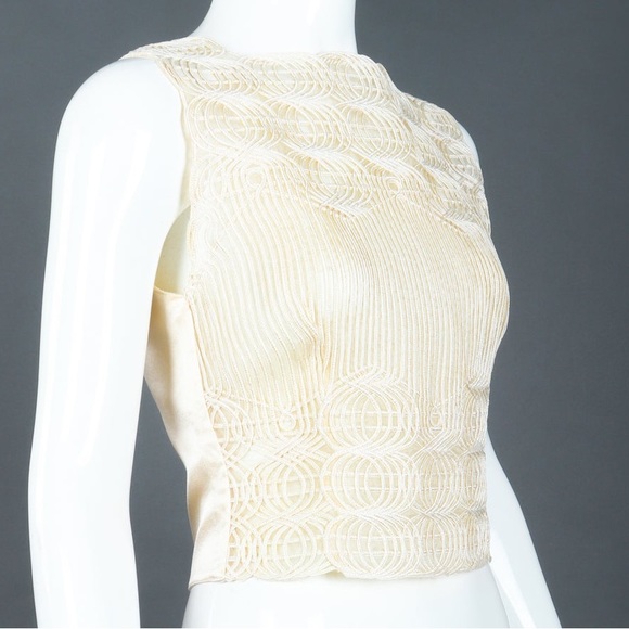 VALENTINO
EMBROIDERED OVERLAY SHELL TOP - Picture 8 of 13